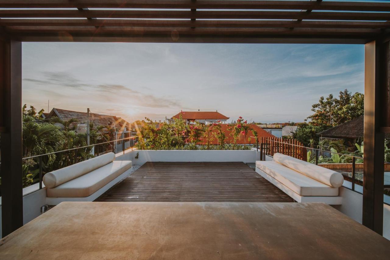 New 4 Bedroom 5 Min Walk To Berawa Beach Enclosed Livng Canggu Екстериор снимка