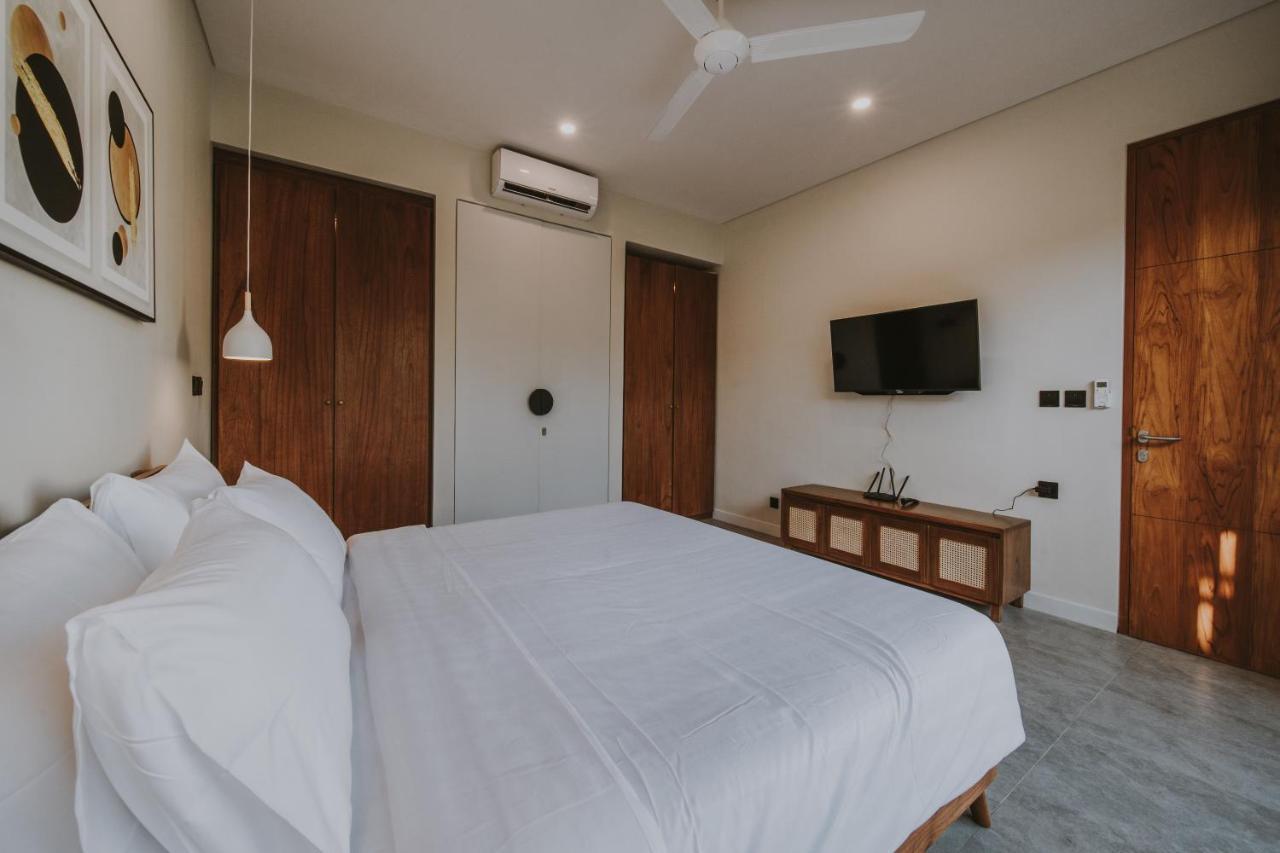 New 4 Bedroom 5 Min Walk To Berawa Beach Enclosed Livng Canggu Екстериор снимка