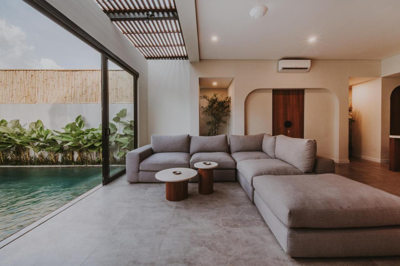 New 4 Bedroom 5 Min Walk To Berawa Beach Enclosed Livng Canggu Екстериор снимка